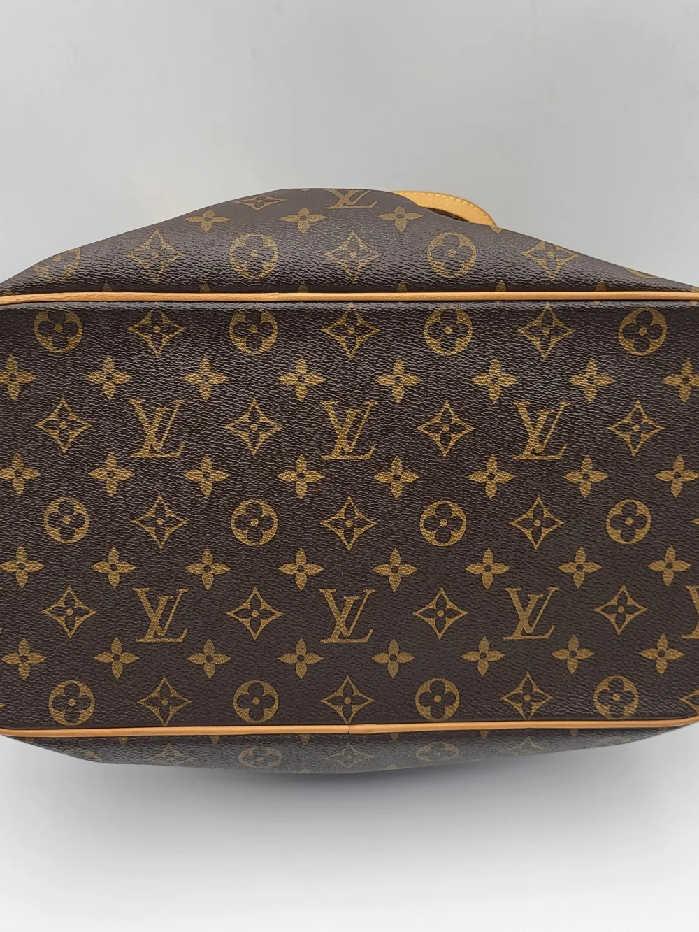 LOUIS VUITTON Monogram Canvas Palermo GM Bag, Authentic !!!
